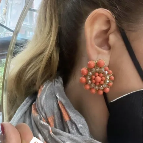 orecchino in pizzo chiacchierino siciliano originale pasta di corallo e cristalli champagne